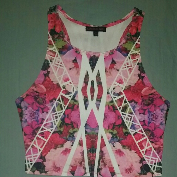 Material Girl | Pink Floral Crop Set - Picture 2 of 6